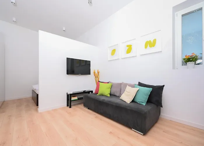Rentplanet - Apartament Swietego Lazarza
